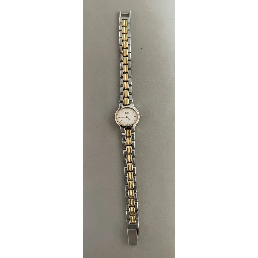 Vintage‎ Seiko Women's Two Tone Quartz Wristwatch 1F20-5B20 *Needs Battery*